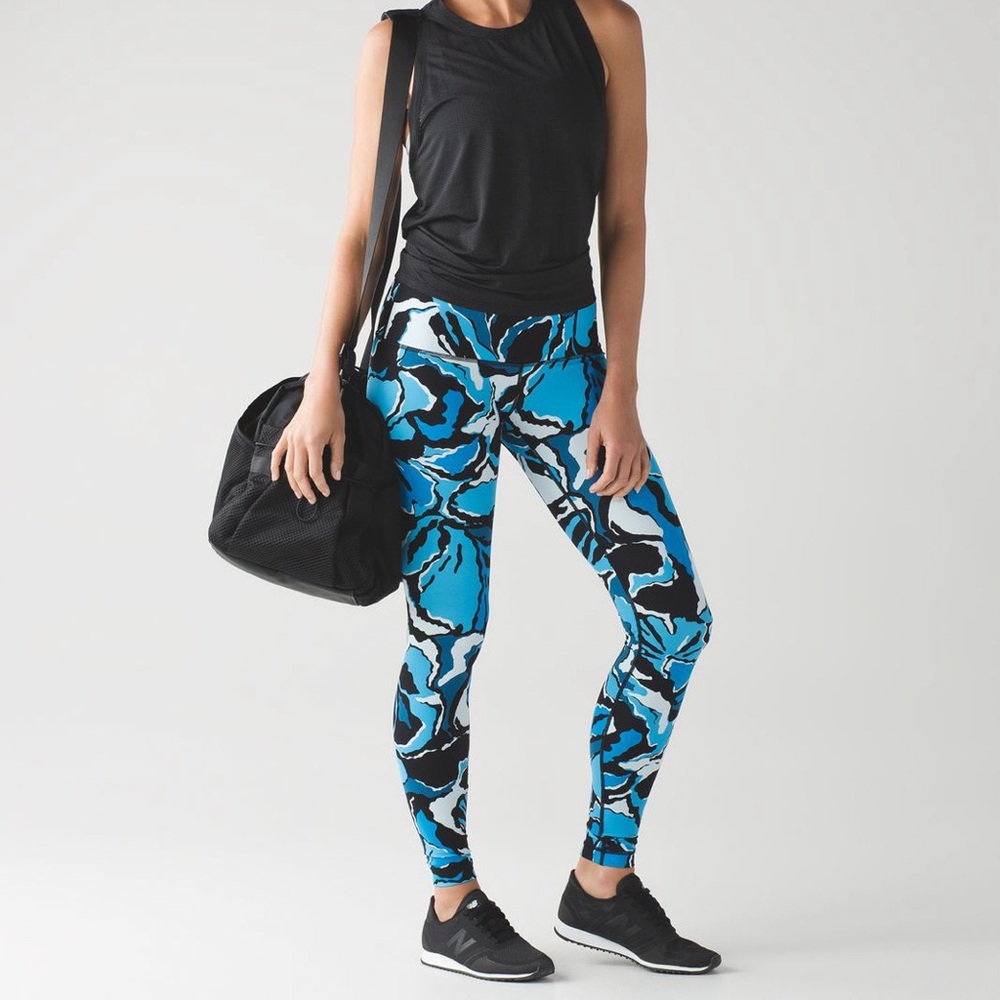Lululemon Leggings Boom Bloom Beach Blanket Blue Ice Milk
